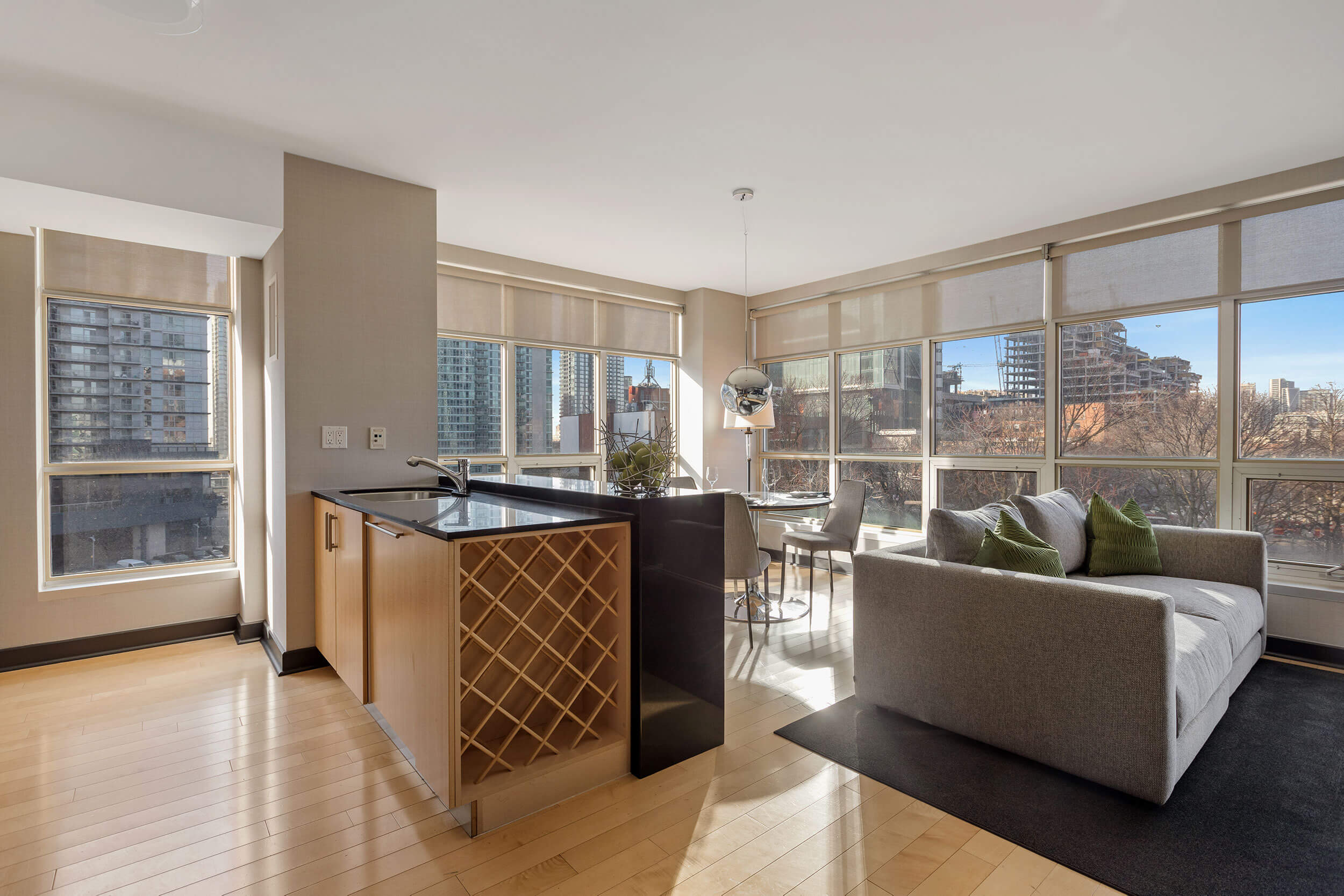 Luxury Furnished Accommodations | SoHo Residences 1-866-982-1565